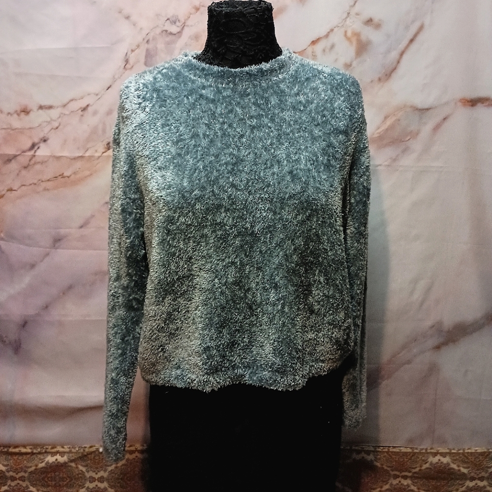 Prologue‎ Blue Fuzzy Sweater